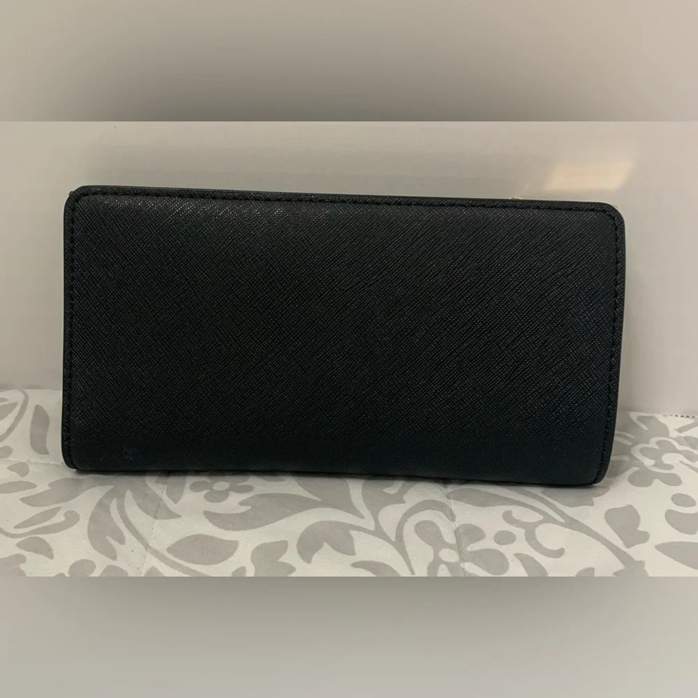 Michael Kors Tote - Picture 5 of 8